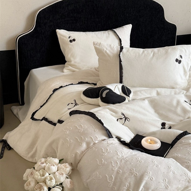 Reversible cotton satin bedding set with embroidered cherry, delicate frill and decorative bows Bowlift