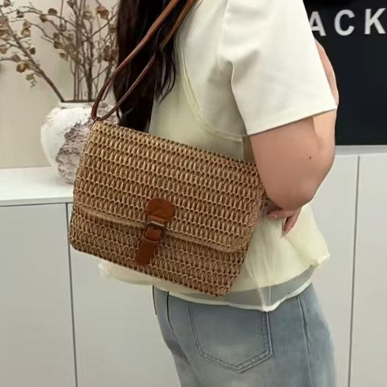 Siopsrl | Handbag made of woven natural material with leather accents Siopsrl