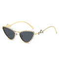 Siopsrl | Glamorous Cat-Eye Sunglasses with Crystal Accents Siopsrl