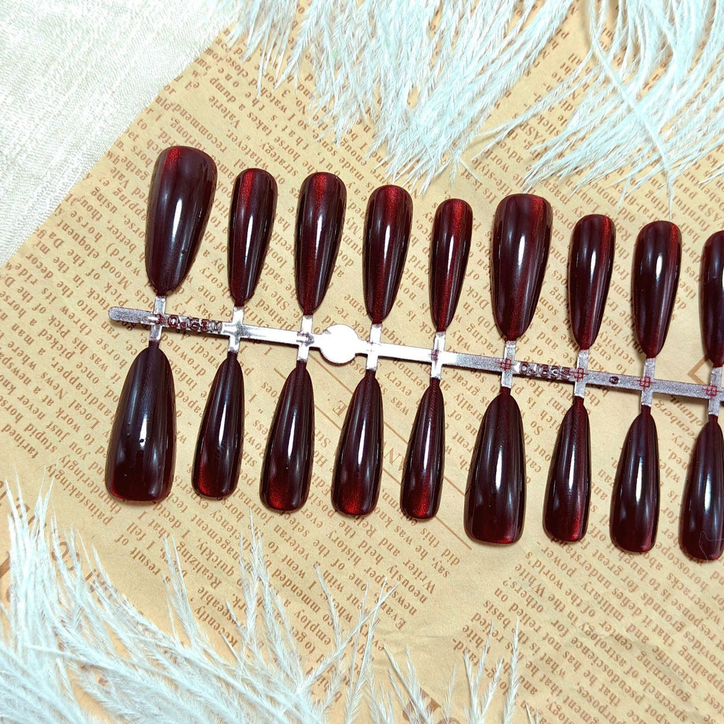 Siopsrl | Artificial nails in elegant drop design Siopsrl