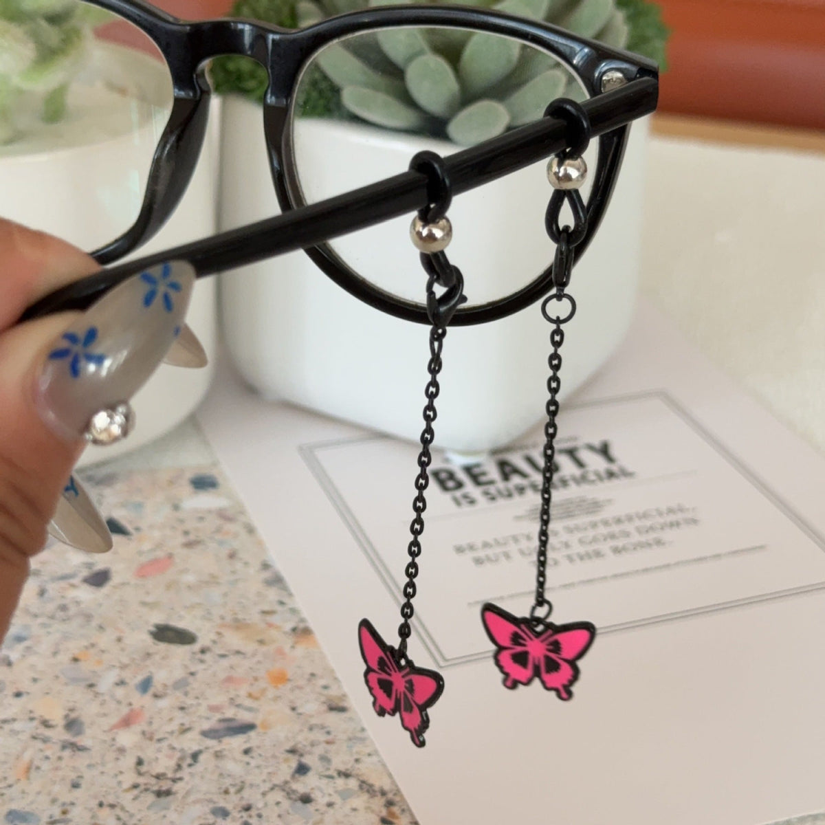 Siopsrl | Butterfly-Themed Eyewear Chain Holder Siopsrl