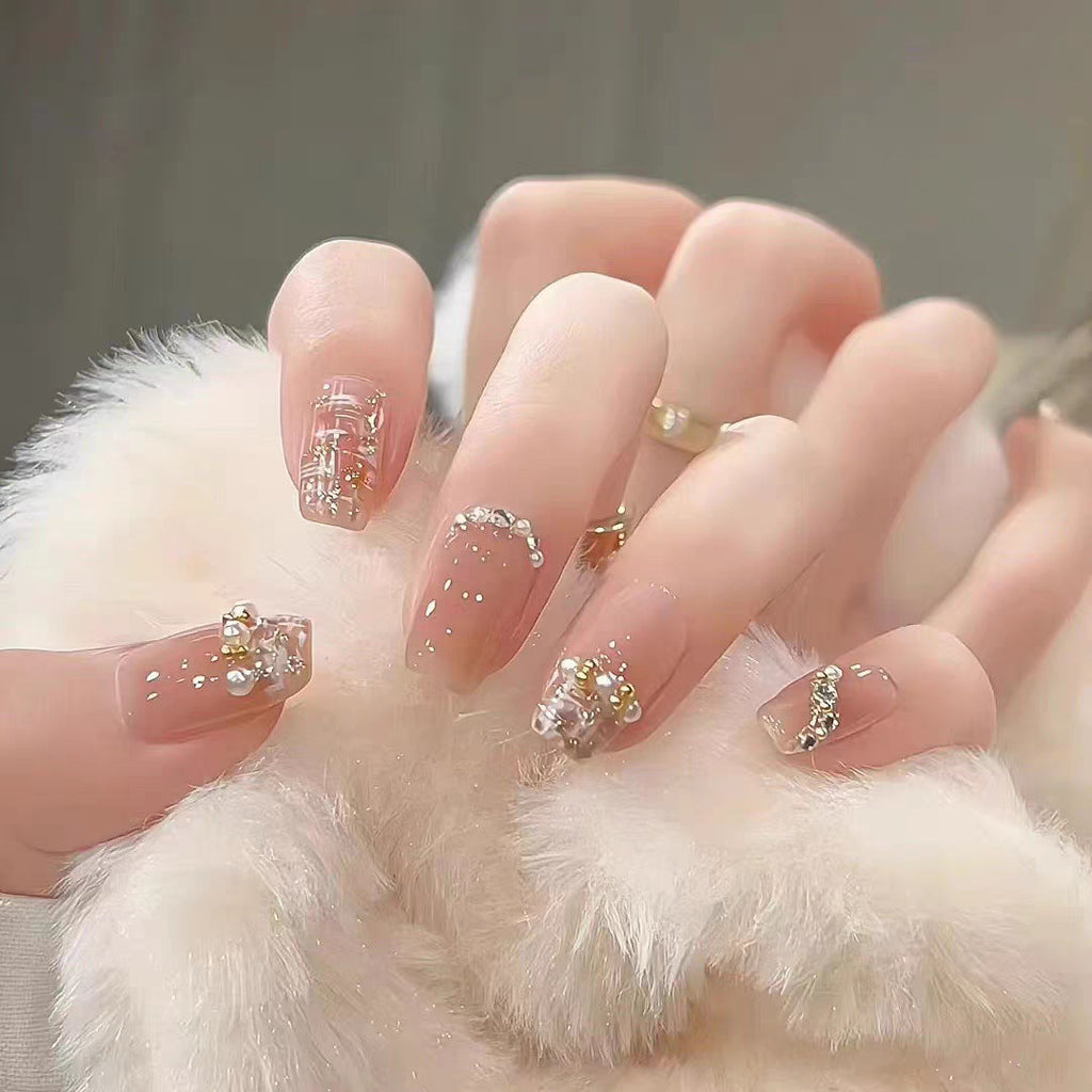 Siopsrl | Artistic Press-On Nail Design with Floral and Gemstone Accents Siopsrl