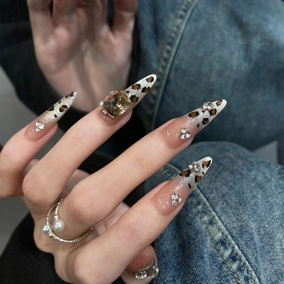 Siopsrl | Decorative Stiletto Press-On Nails with Gem Accents Siopsrl