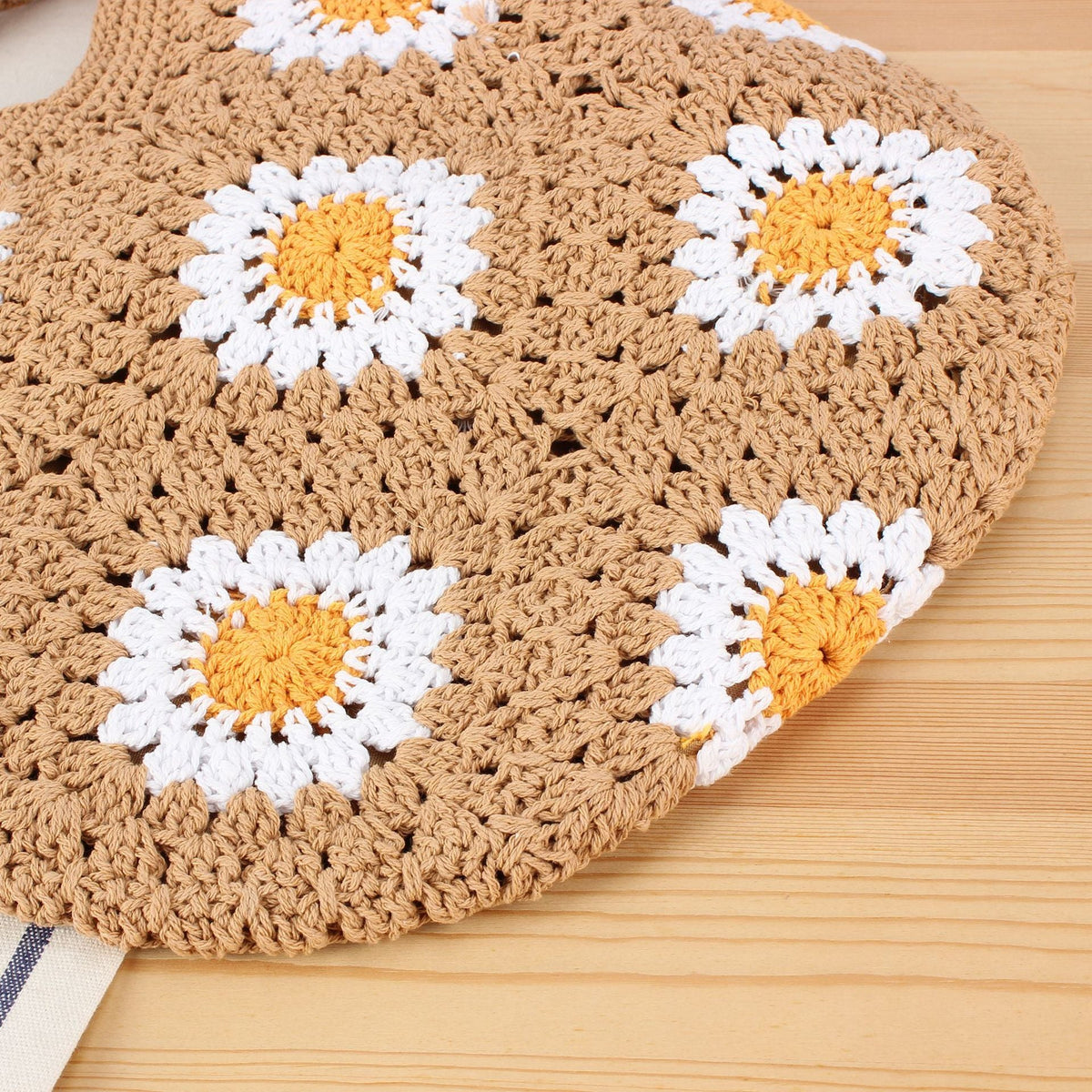 Siopsrl | Crochet shoulder bag with floral designs Siopsrl
