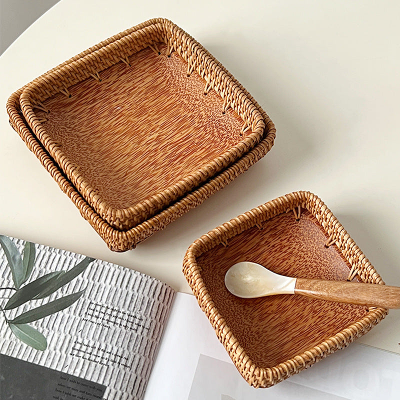 Handcrafted decoration basket in natural design Siopsrl