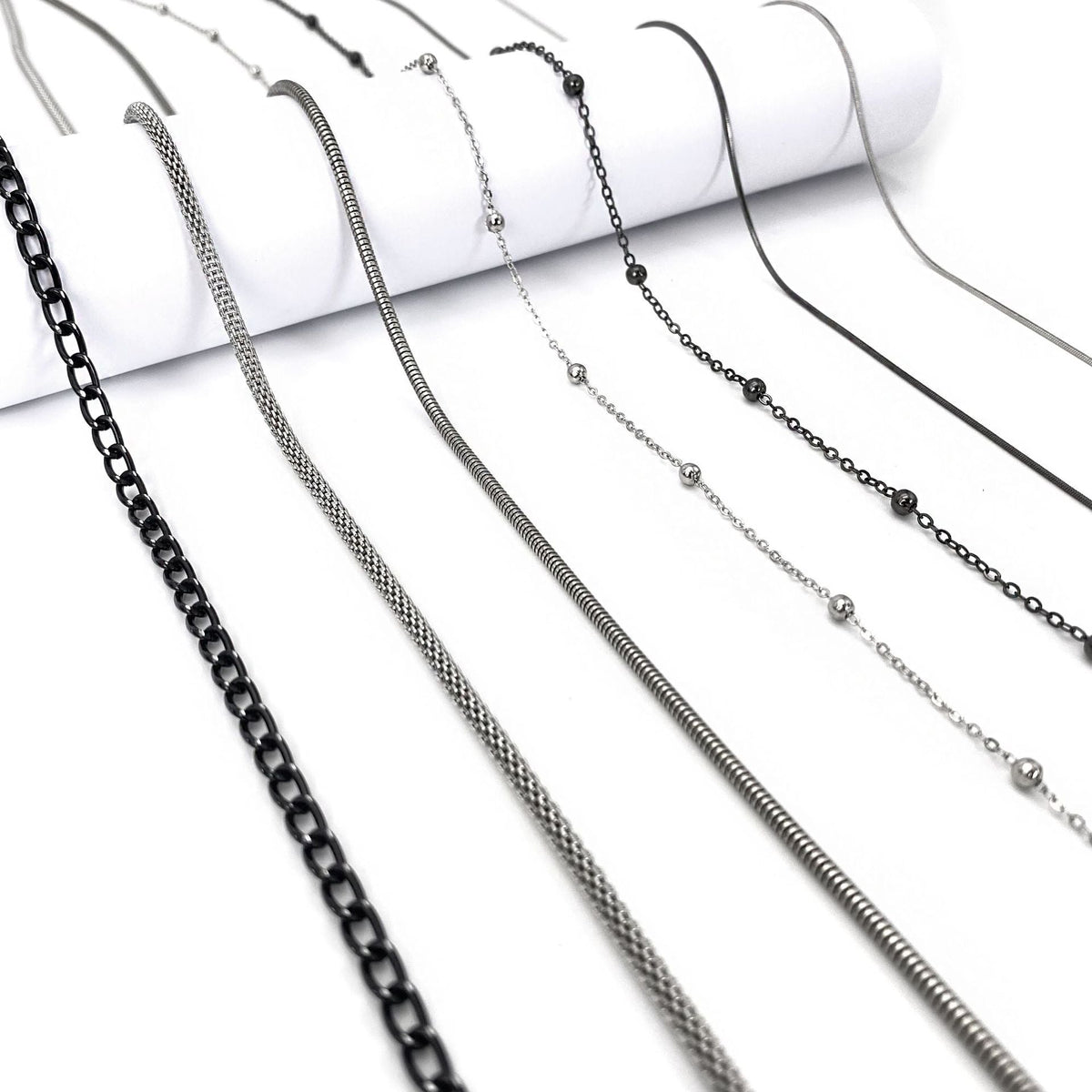 Siopsrl | Minimalist Chain Eyewear Holder Siopsrl