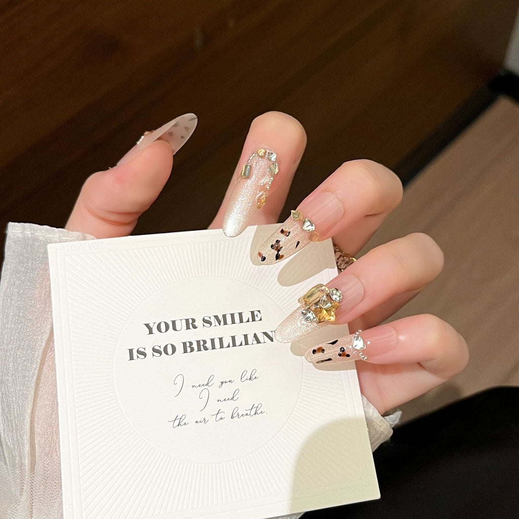 Siopsrl | Decorative Press-On Nails with Gem Accents Siopsrl