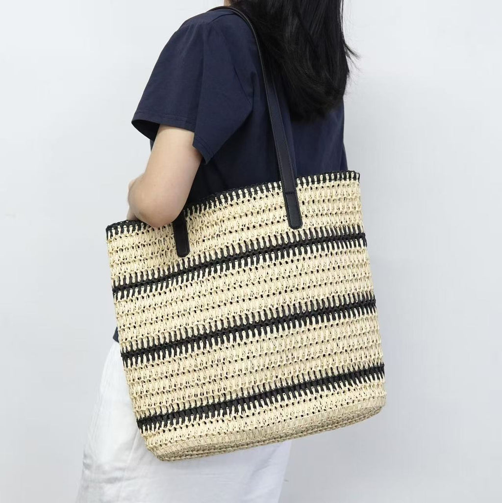 Siopsrl | Beach bag with modern stripes and robust carrying straps Siopsrl
