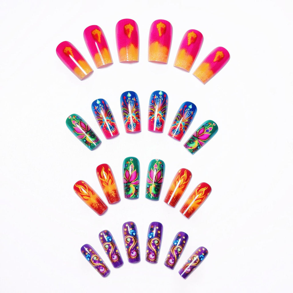 Siopsrl | Artificial nails with eccentric ornament design Siopsrl