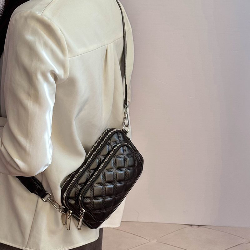 Siopsrl | Shoulder bag with stylish quilted pattern Siopsrl
