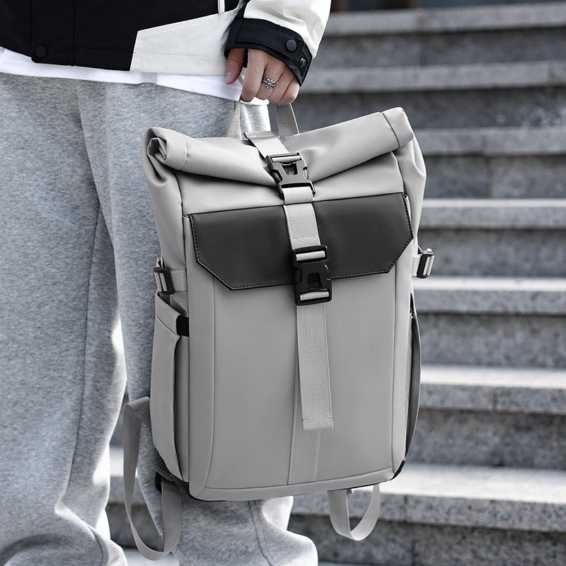 Siopsrl | Robust rolltop backpack with ergonomic carrying system and versatile storage space Siopsrl