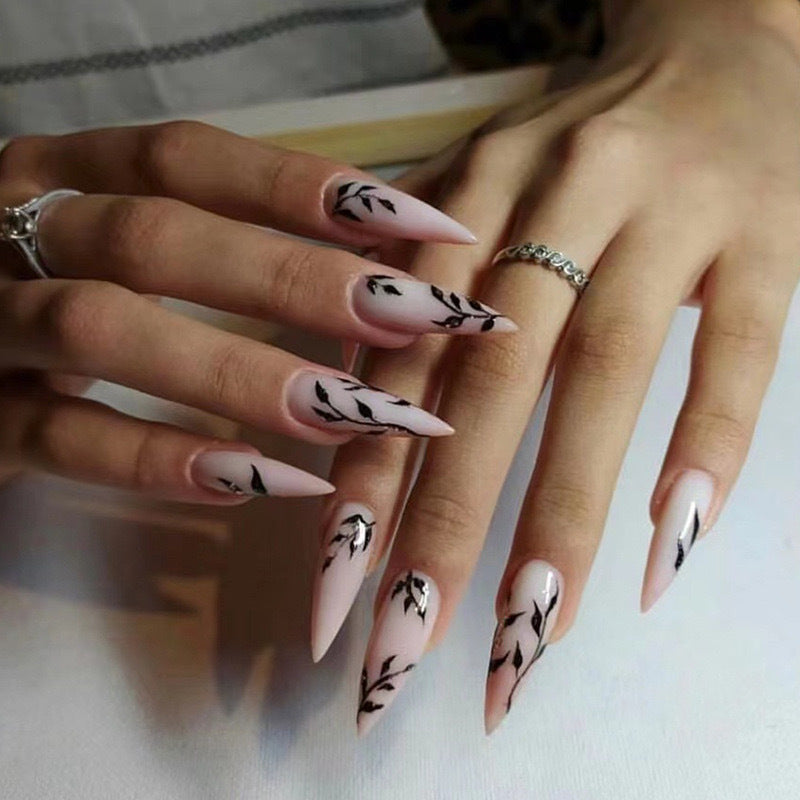 Siopsrl | Elegant Artificial Lace Nails with Floral Design Siopsrl