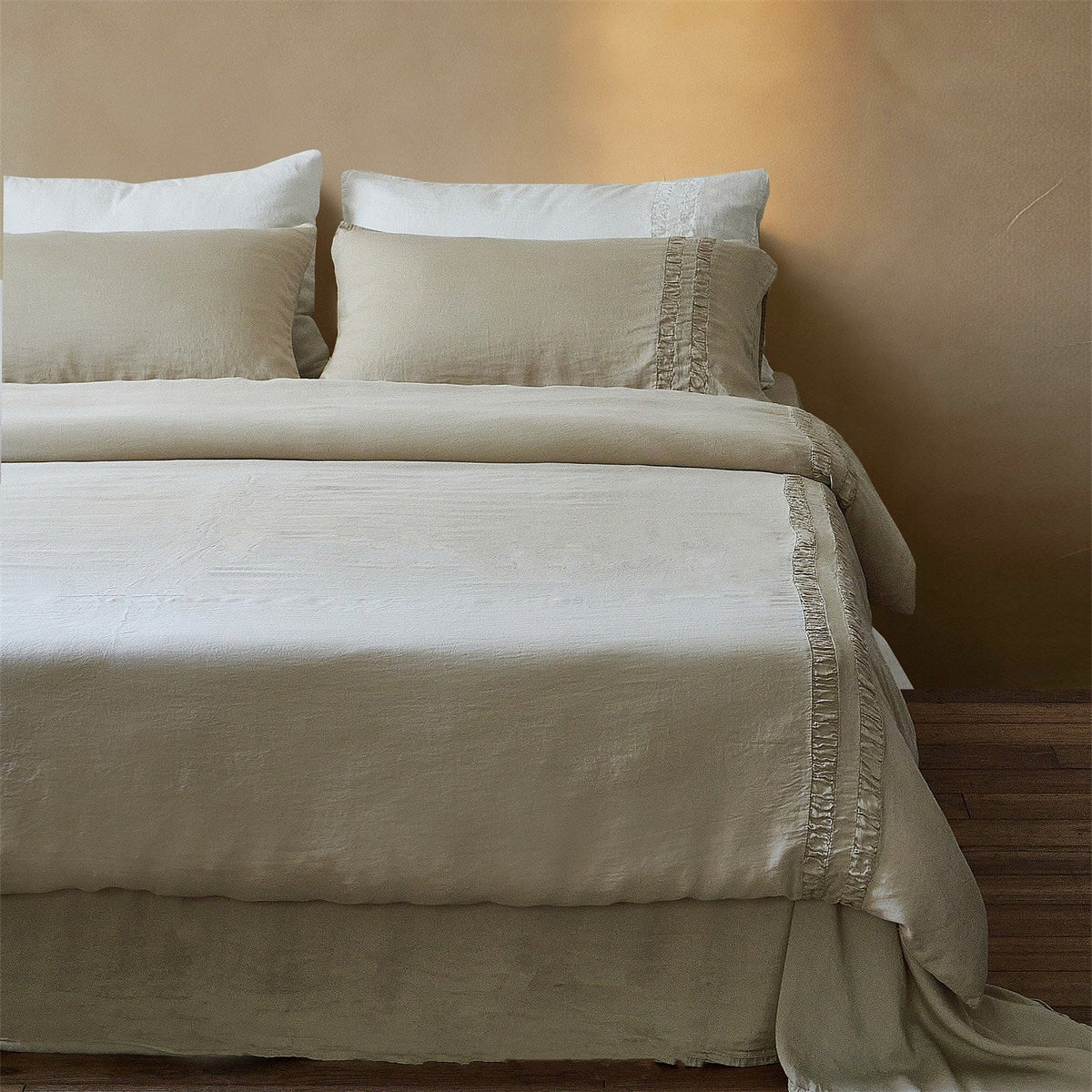 Linen bedding set with stonewash finish and delicate ruffle inserts