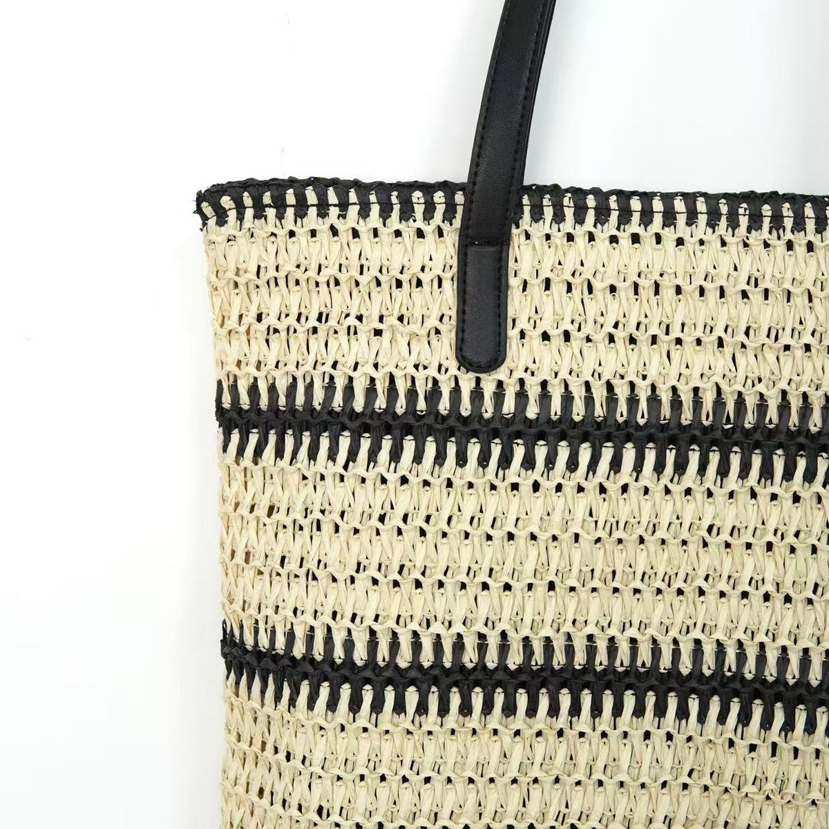 Siopsrl | Beach bag with modern stripes and robust carrying straps Siopsrl