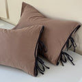 Pillowcase set in washed linen look with decorative ties