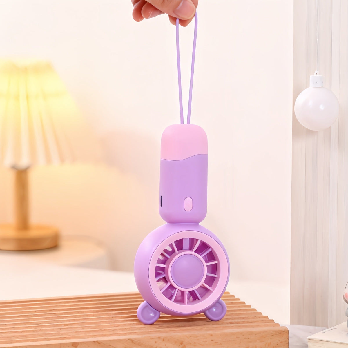 Siopsrl | Women's portable hand fan with cute cat design Siopsrl