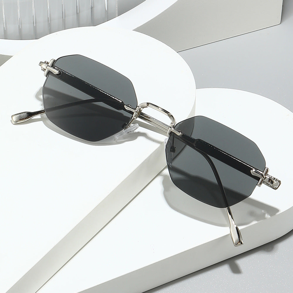 Siopsrl | Chic Oversized Octagonal Sunglasses with Elegant Metal Accents Siopsrl