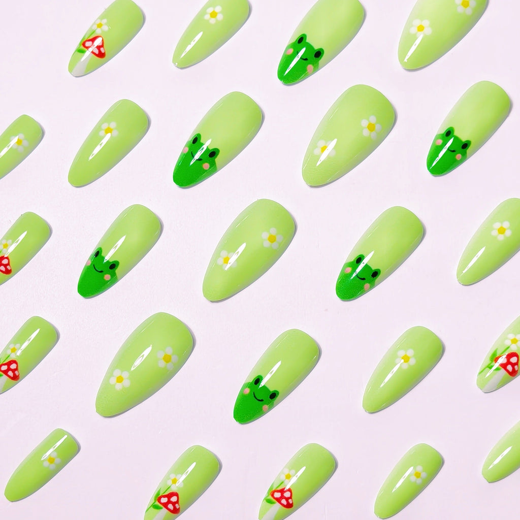 Siopsrl | Artificial nails with cute frog and flower design Siopsrl