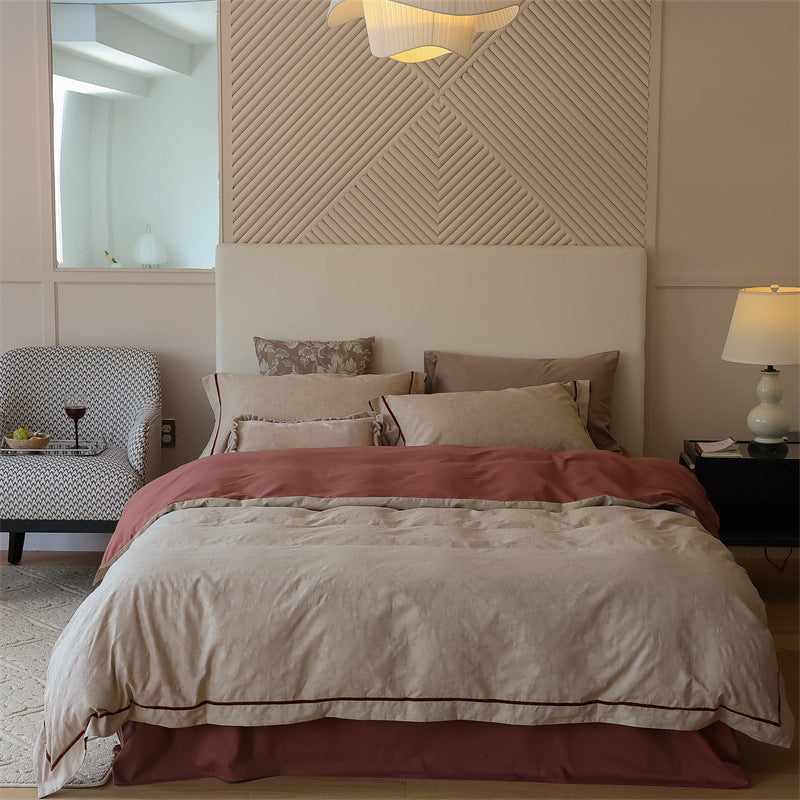 High-quality bedding set made of cotton-lyocell mix with reversible function and fine piping seam