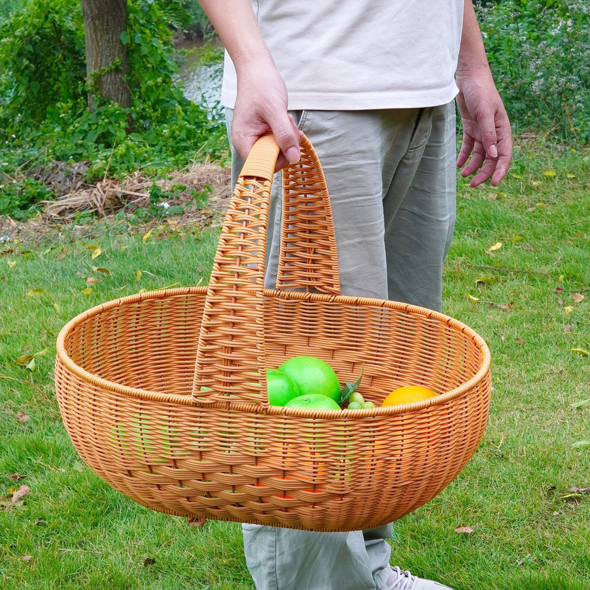 Large Woven Garden Picnic Basket Siopsrl