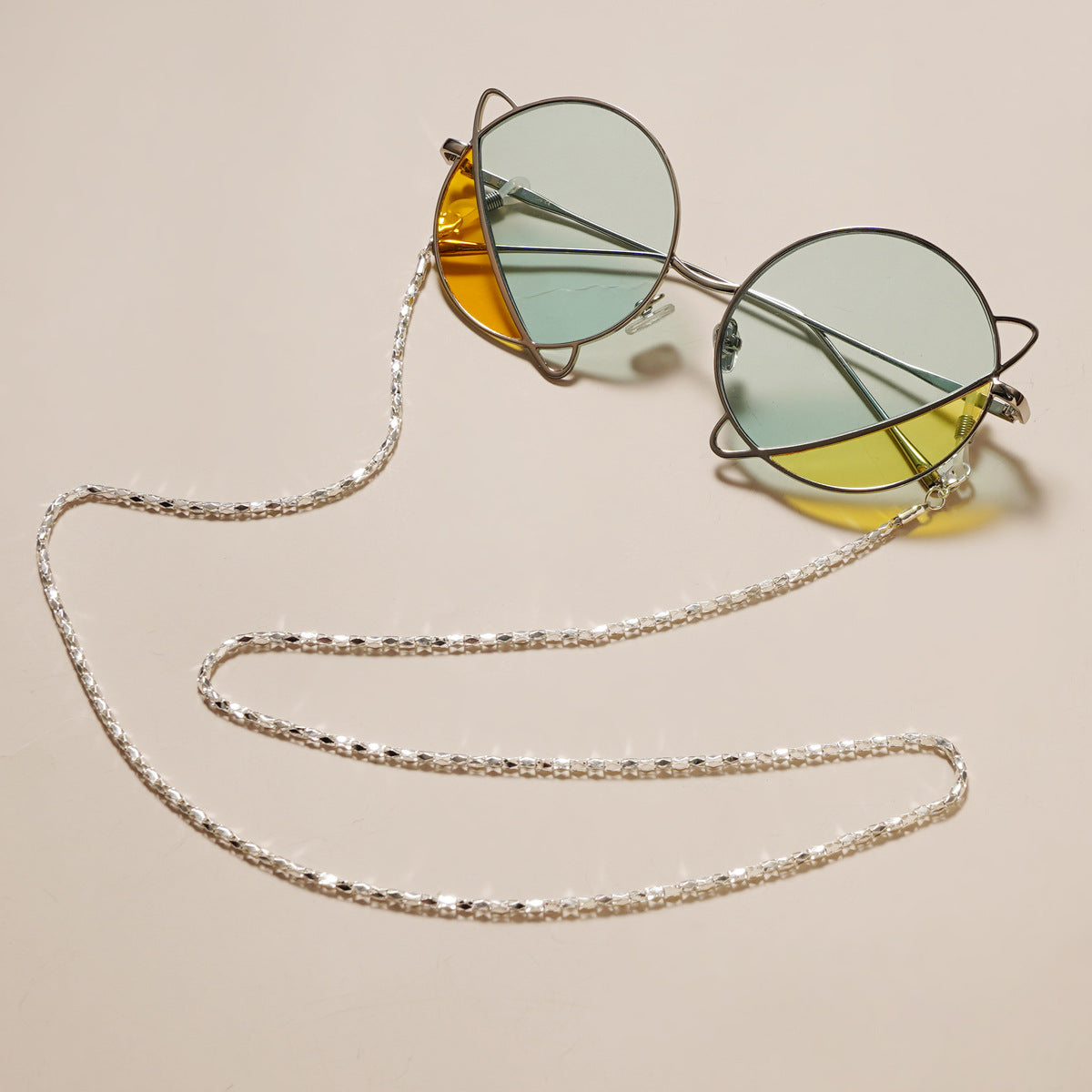 Siopsrl | Elegant Pearl-Embellished Chain Siopsrl