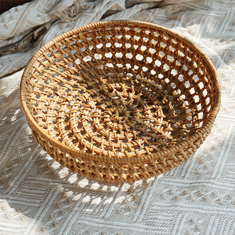 Ladies' round basket made of handwoven natural material Siopsrl