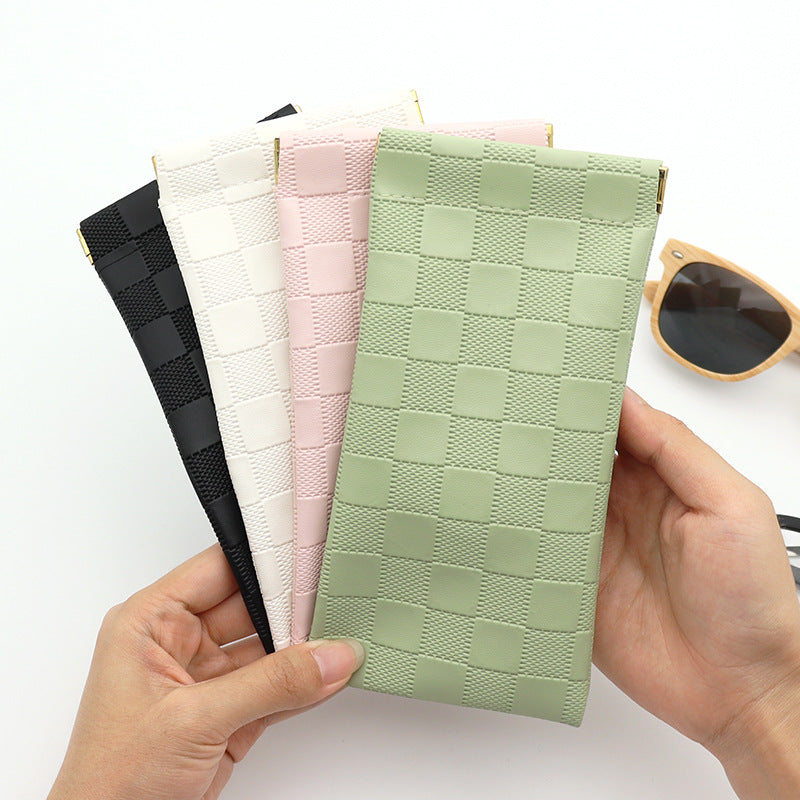 Siopsrl | Fashionable Checkered Pouch Siopsrl