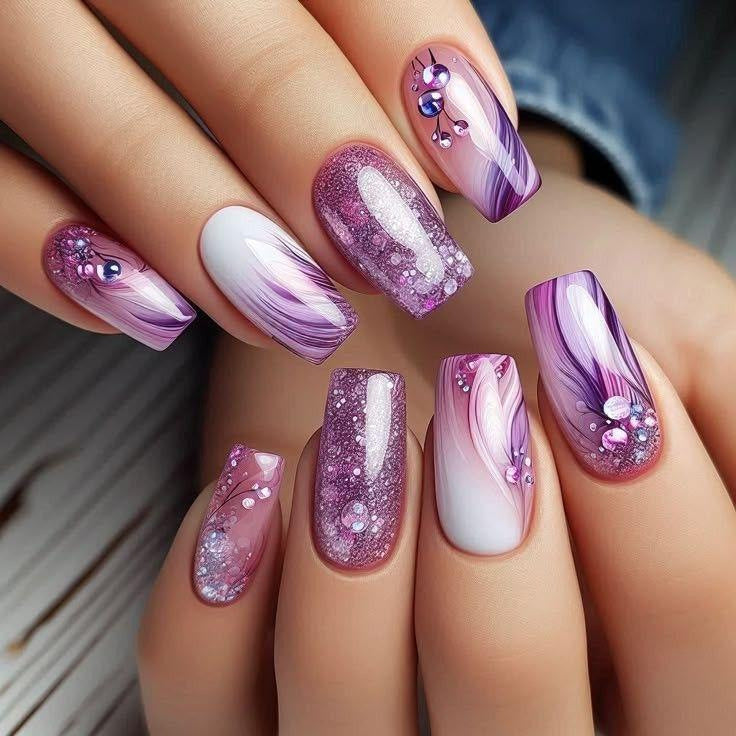 Siopsrl | Creative Nail Art with Exotic Leaf Design Siopsrl
