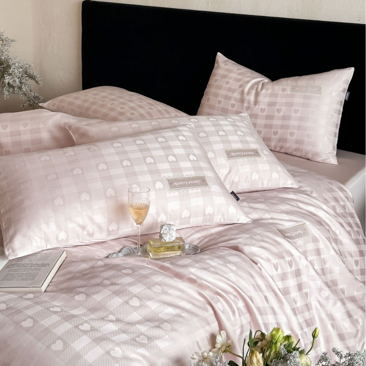 Luxurious cotton satin bed linen set with subtle check pattern and silk matte finish Bowlift
