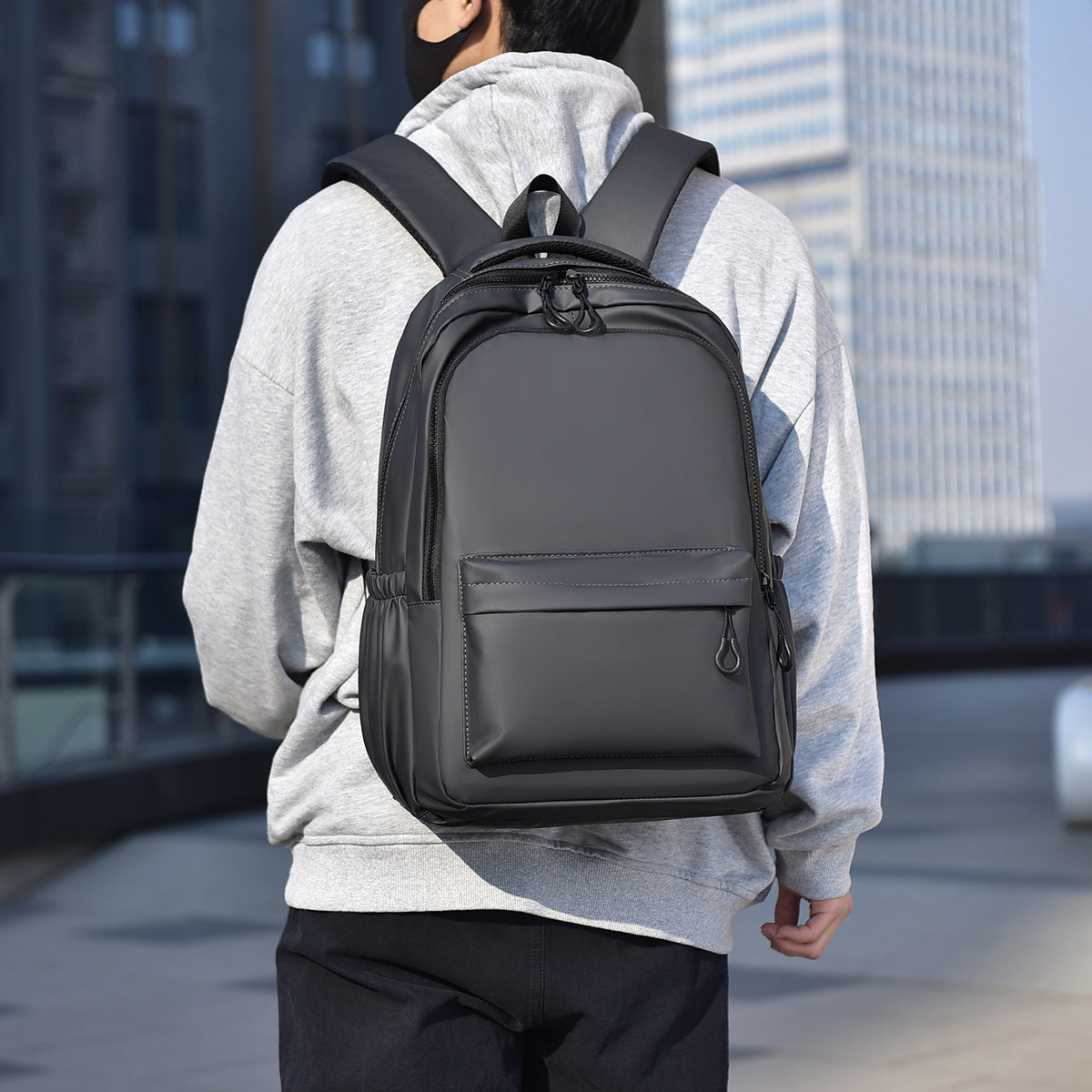 Siopsrl | Classic Business Backpack with Ergonomic Design and Multiple Compartments Siopsrl