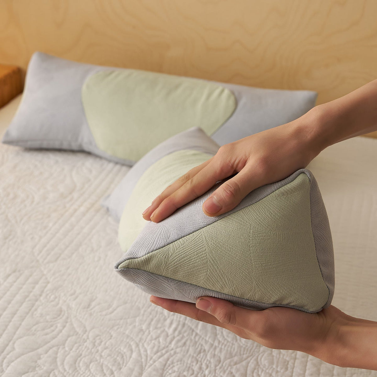 Siopsrl | Ergonomic Relax Cushion with Innovative Contour Siopsrl