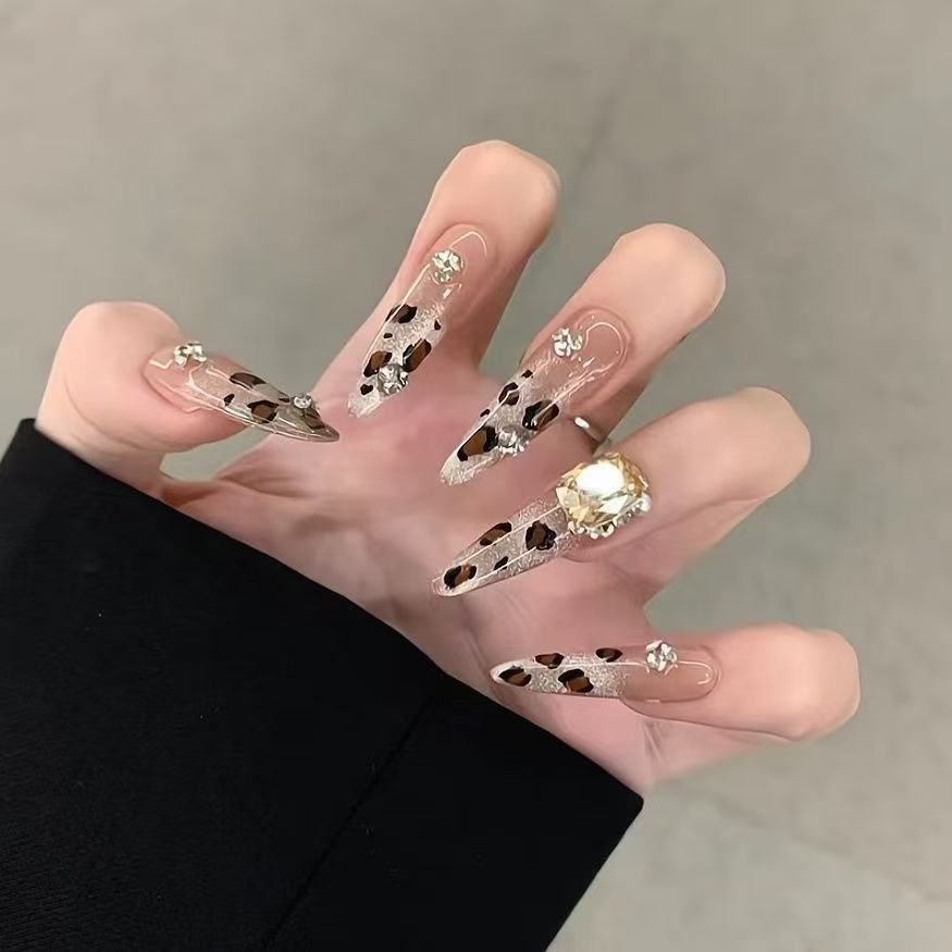 Siopsrl | Decorative Stiletto Press-On Nails with Gem Accents Siopsrl
