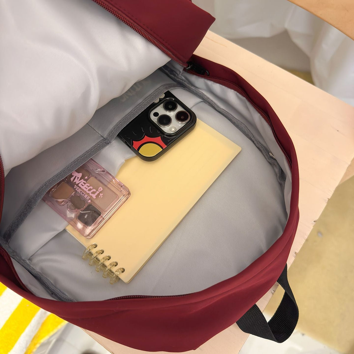 Siopsrl | Comfortable school backpack with practical compartments Siopsrl