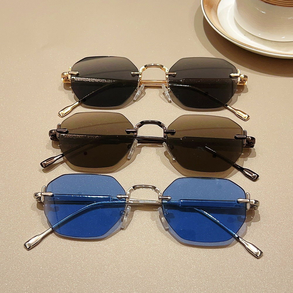 Siopsrl | Chic Oversized Octagonal Sunglasses with Elegant Metal Accents Siopsrl