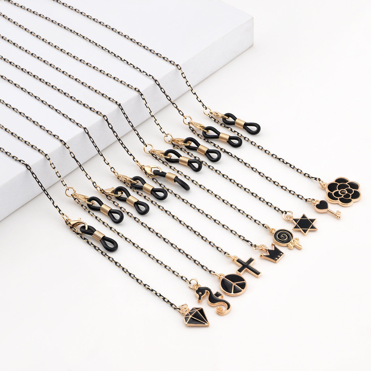 Siopsrl | Elegant Geometric Eyewear Chain Siopsrl
