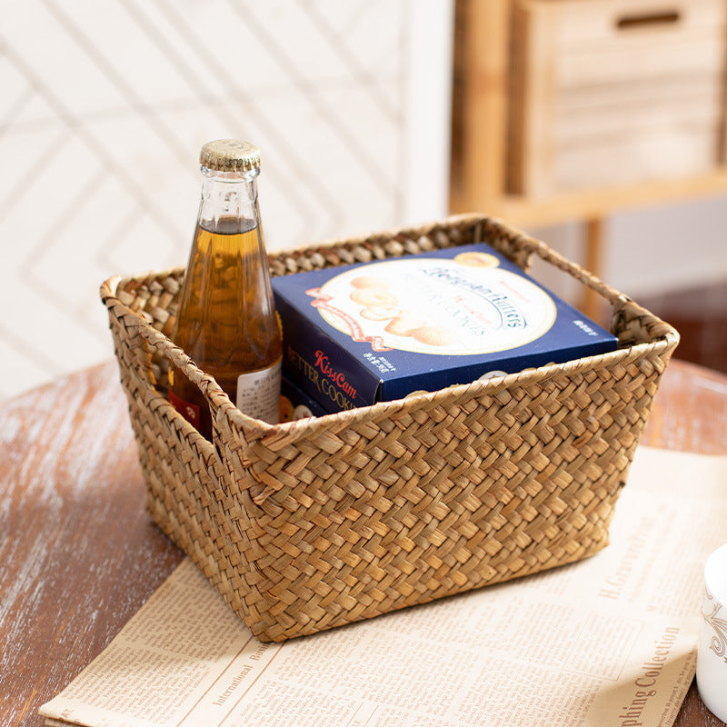 Unisex storage basket made of handwoven natural material Siopsrl