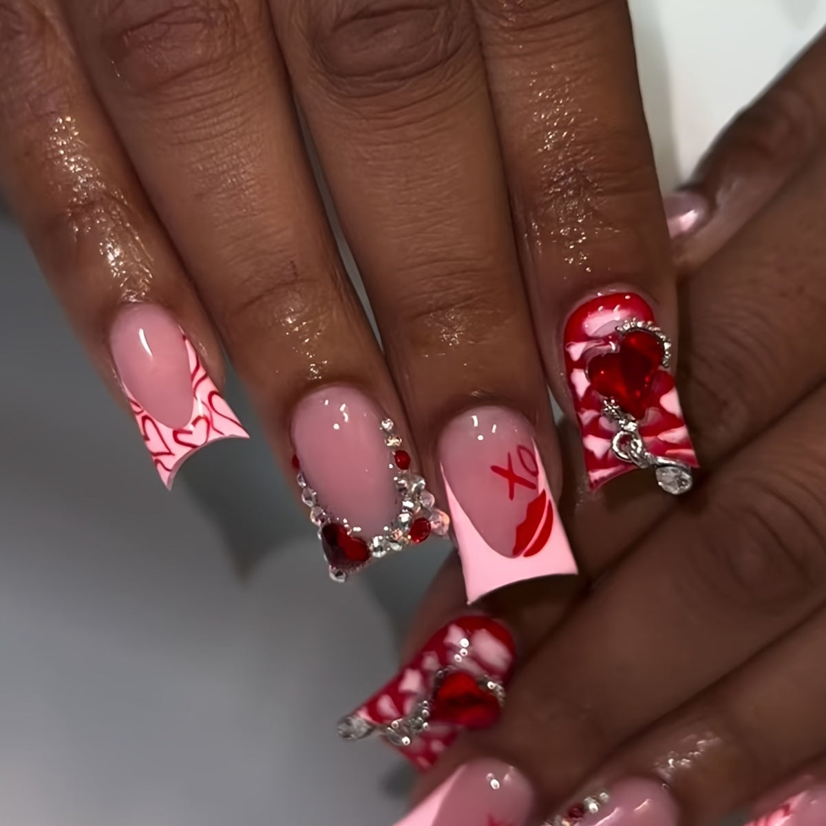 Siopsrl | Romantic Heart-Themed Press-On Nail Art Set Siopsrl