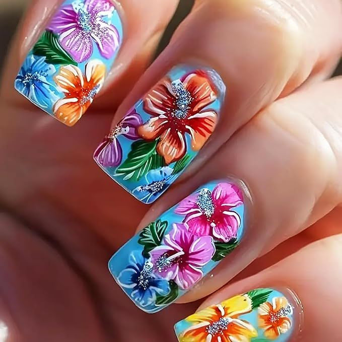 Siopsrl | Creative Nail Art with Exotic Leaf Design Siopsrl