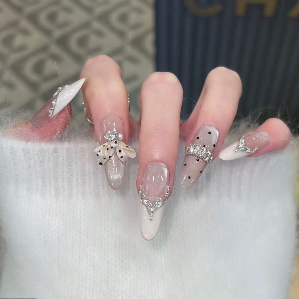 Siopsrl | Decorative Press-On Nails with Gem Accents Siopsrl