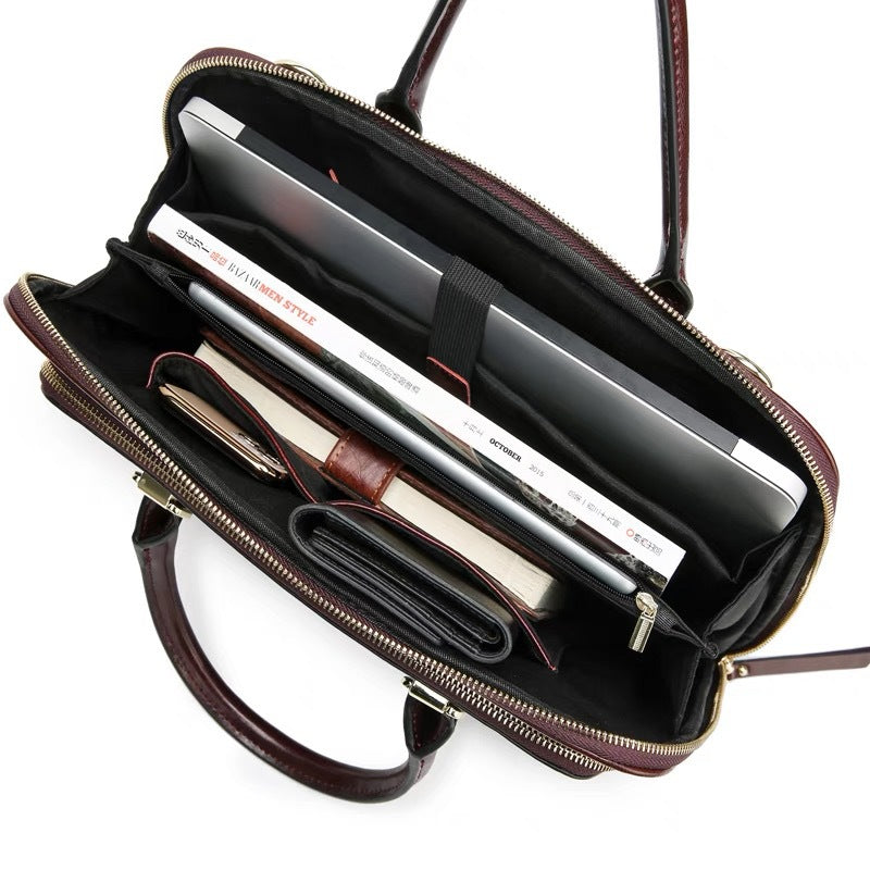 Siopsrl | Elegant Business Bag with Structured Design Siopsrl
