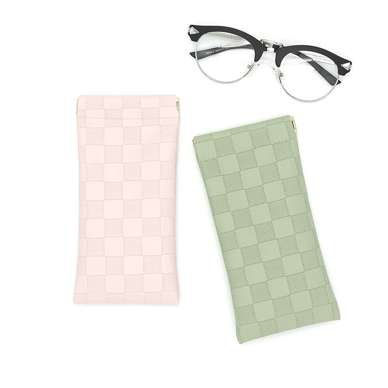 Siopsrl | Fashionable Checkered Pouch Siopsrl