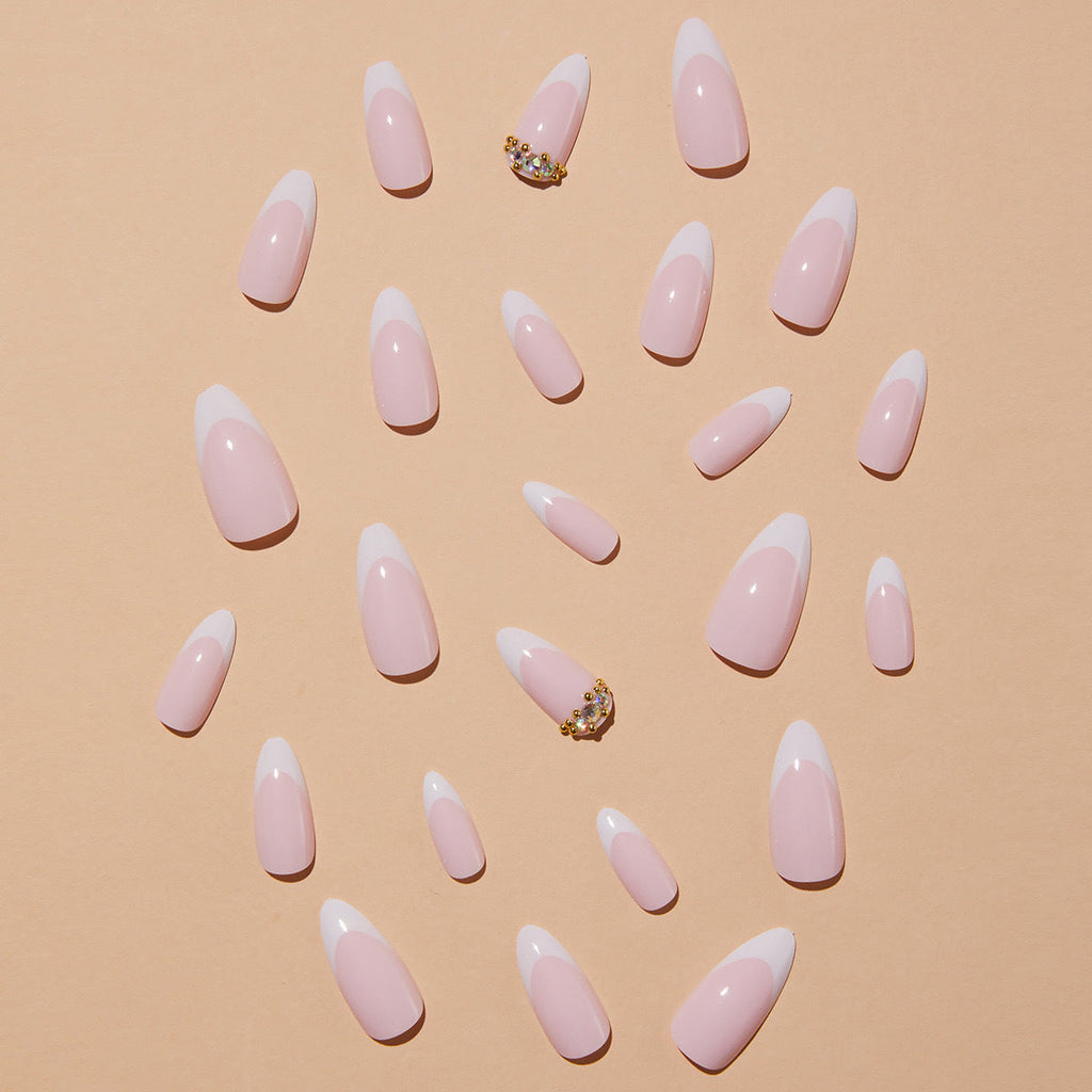 Siopsrl | Elegant artificial nails with stylish French design and glitter accents Siopsrl