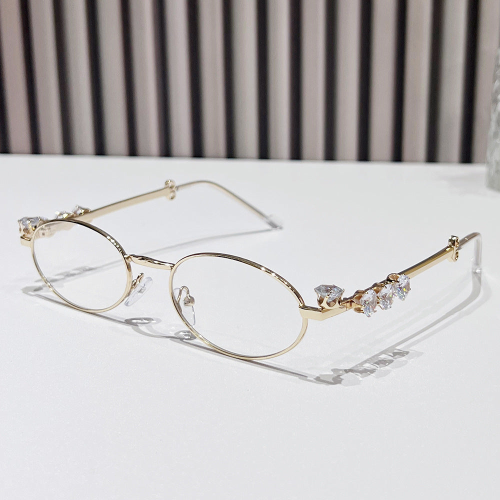 Siopsrl | Fashion-Forward Oval Sunglasses with Crystal Accents Siopsrl