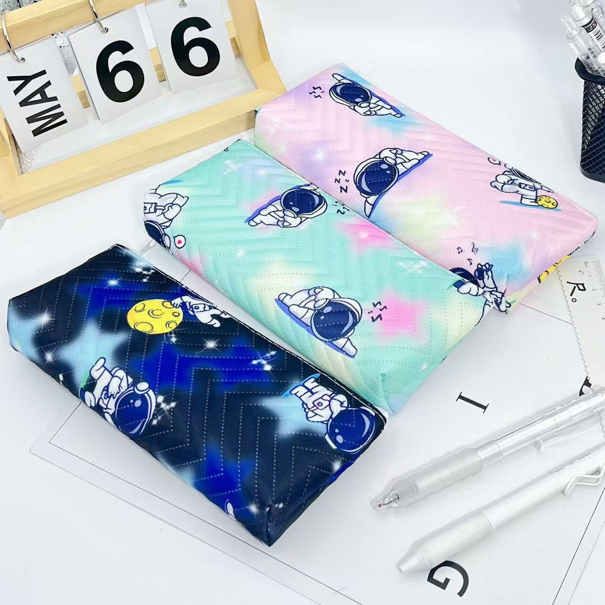 Siopsrl | Stylish Astronaut-Themed Pencil Case Siopsrl
