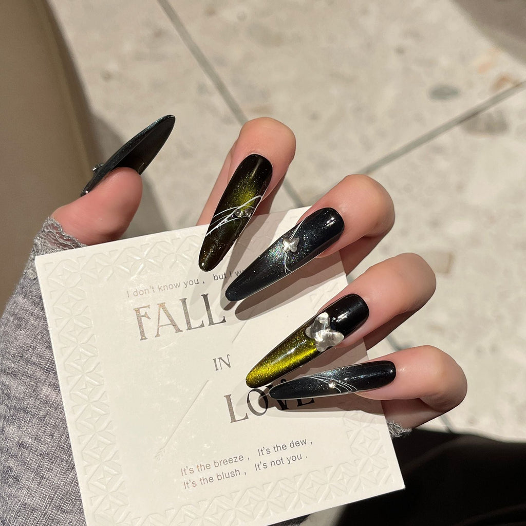 Siopsrl | Decorative Press-On Nails with Gem Accents Siopsrl
