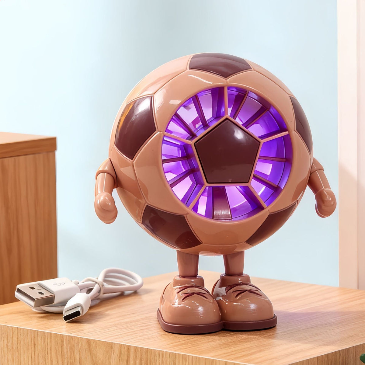 Siopsrl | Creative table fan in football design Siopsrl