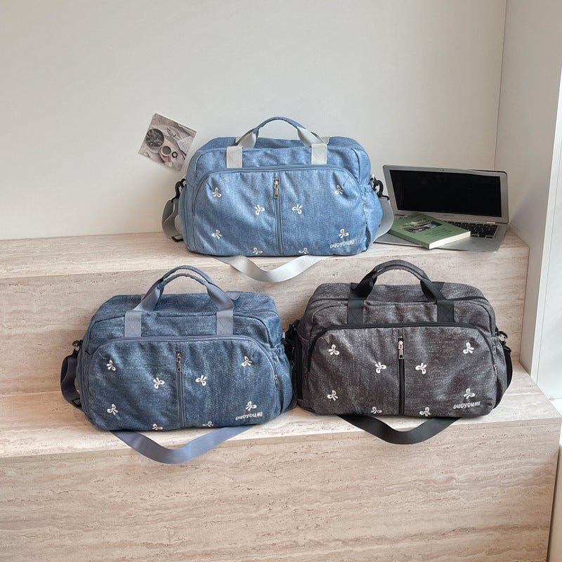Siopsrl | Women's spacious sport and travel bag with elegant details Siopsrl