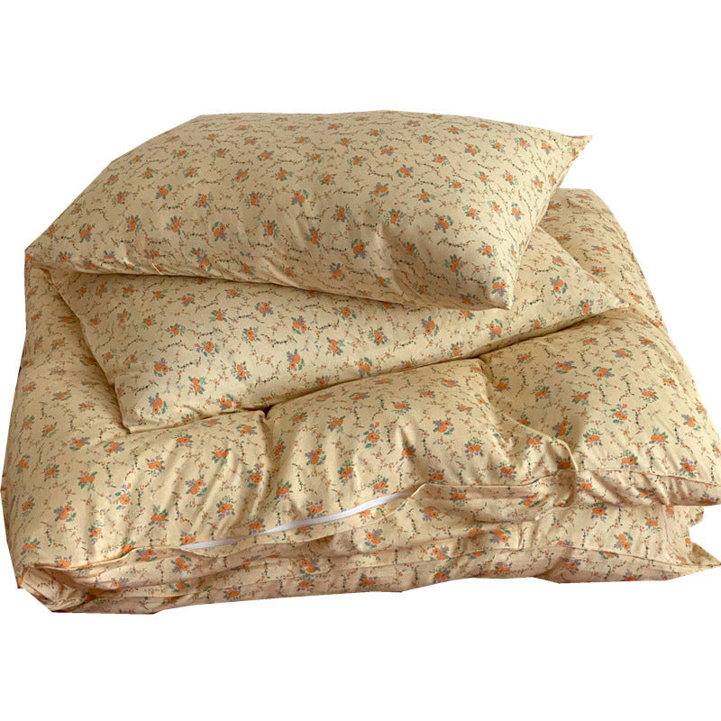 Patterned duvet cover and pillowcase set