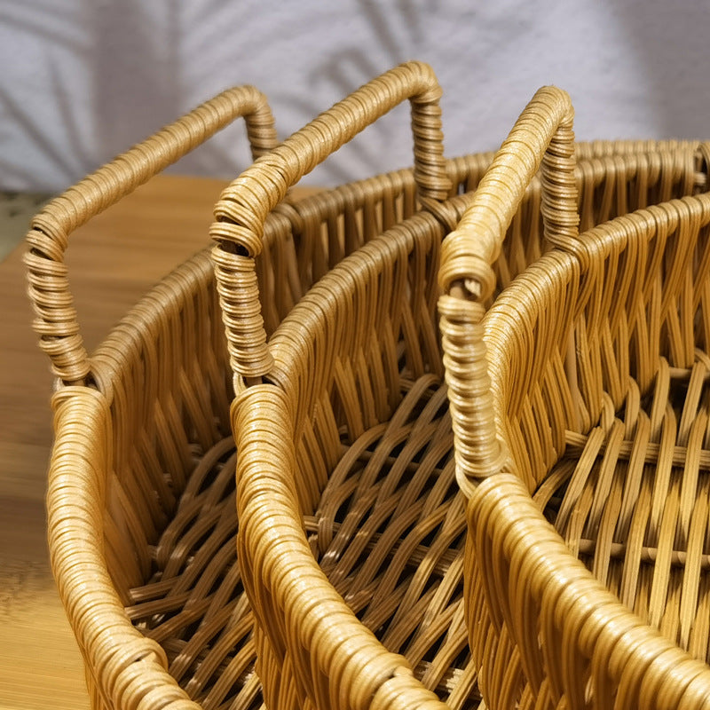 Ladies round willow baskets by Siopsrl