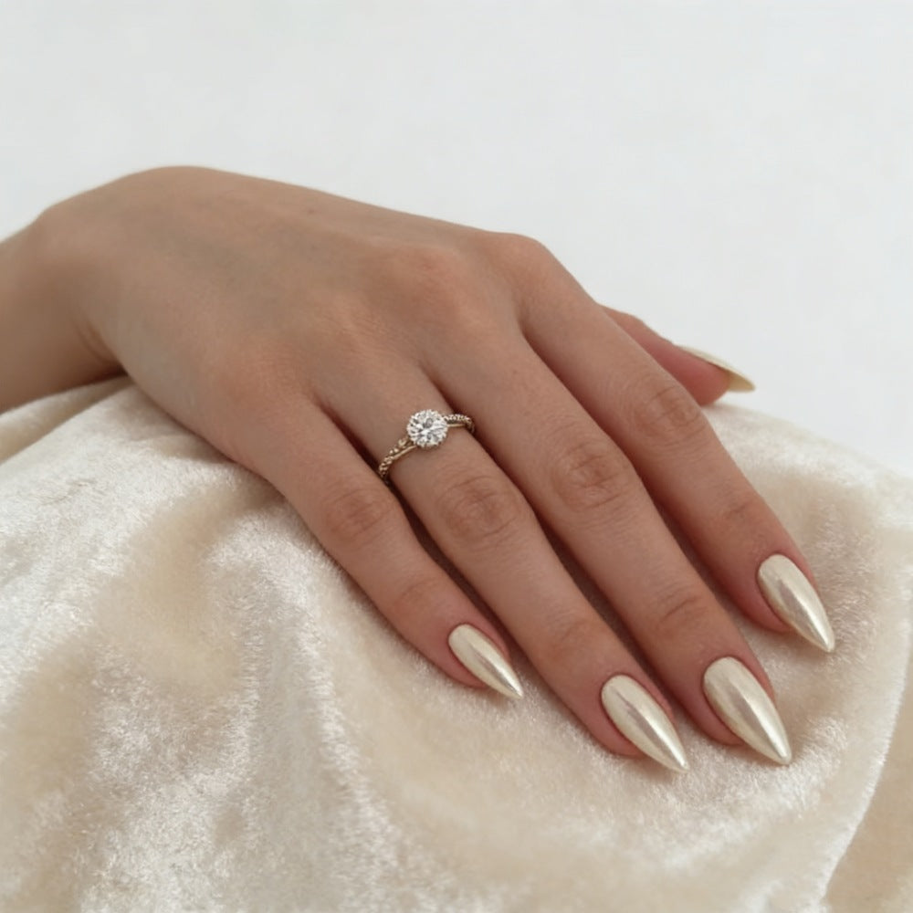 Siopsrl | Elegant Artificial Nails In High-Gloss Finish Siopsrl